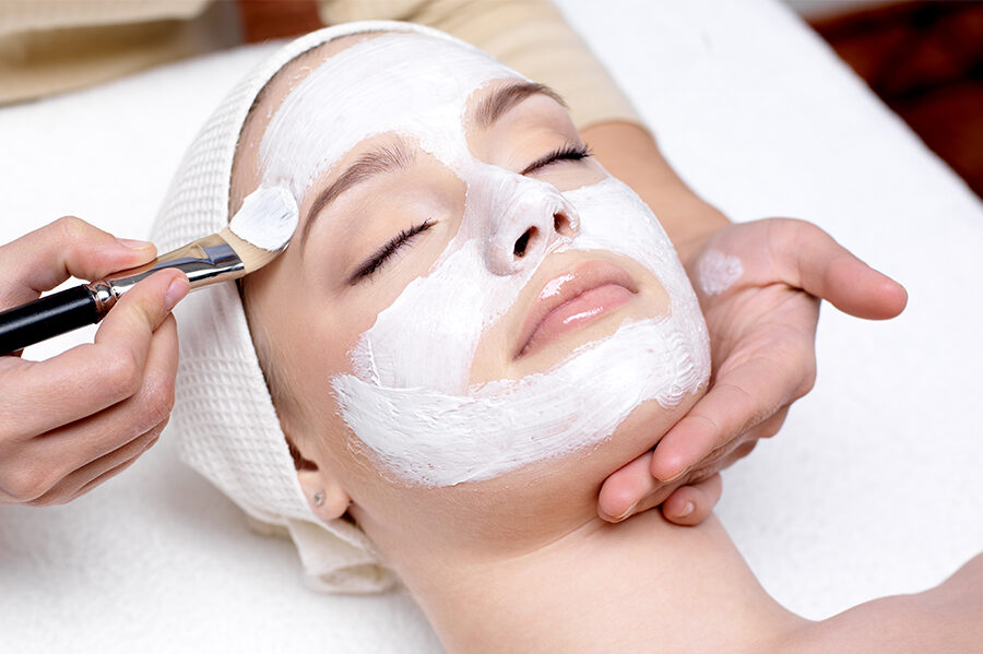 面部護理 Facial treatment at Say Yas Beauty